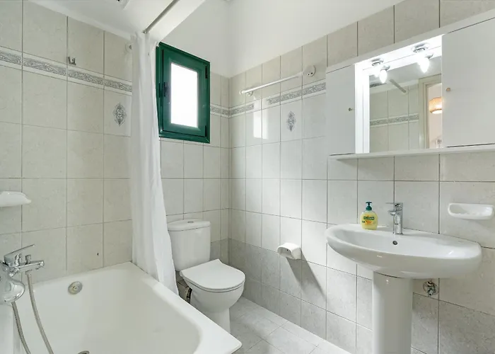 Spiros House Апартаменты *