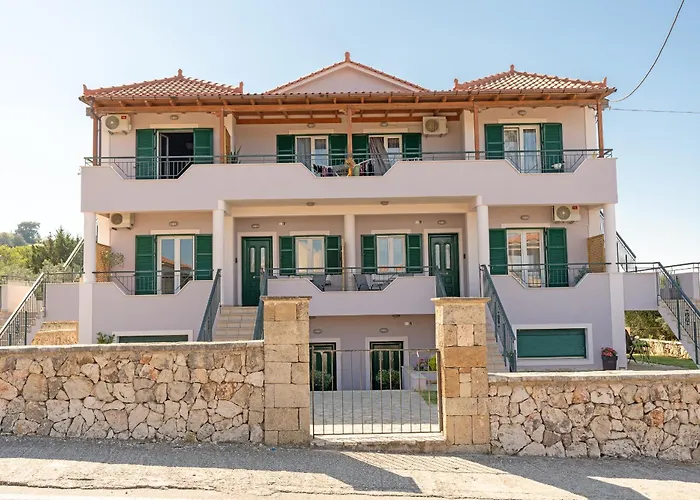 Апартаменты Spiros House