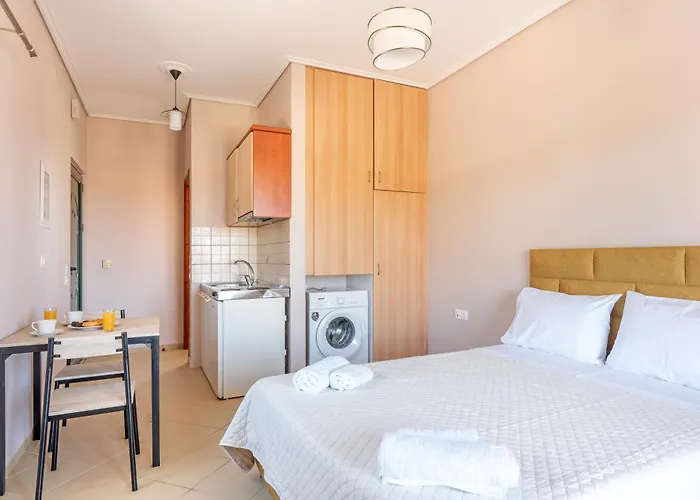 Spiros House Апартаменты *