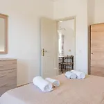 Spiros House Appartement *
