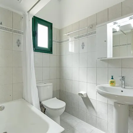 Spiros House Apartment *