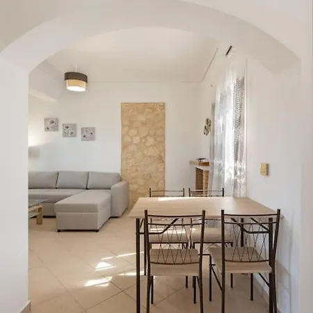 Spiros House Apartment Svoronata