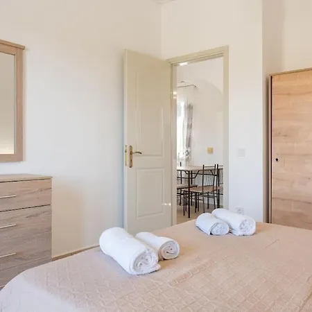 Spiros House Apartment *