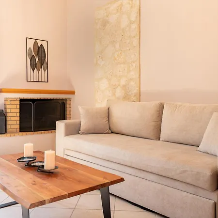Spiros House Apartament Svoronata