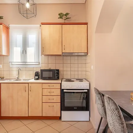 Apartament Spiros House *