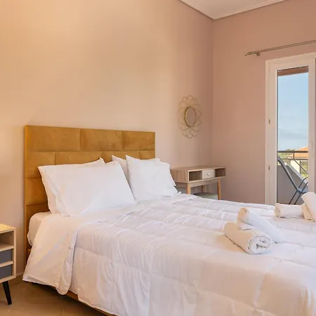 Apartament Spiros House *