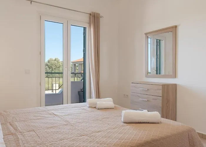 Spiros House Apartamento Svoronata
